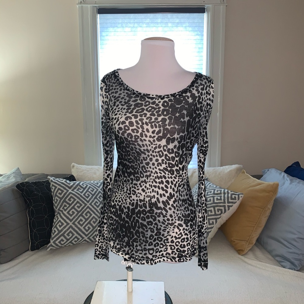Express - Small - long sleeve shirt